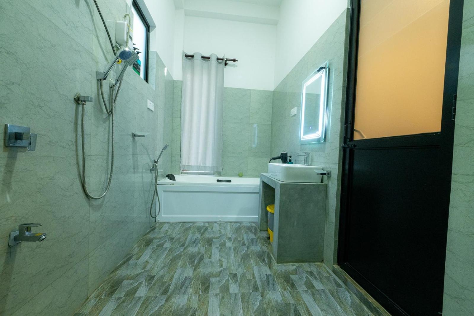 אודוואלאווה Green View Safari Resort מראה חיצוני תמונה